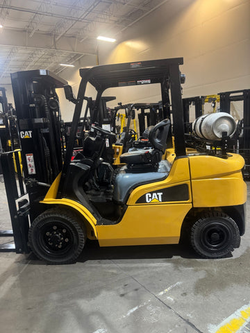 2021 CATERPILLAR/MITSUBISHI FG30N 6000 LB LP GAS FORKLIFT PNEUMATIC 84/186" 3 STAGE MAST SIDE SHIFTER LOW HOURS STOCK # BF9125359-BUF - United Lift LLC
