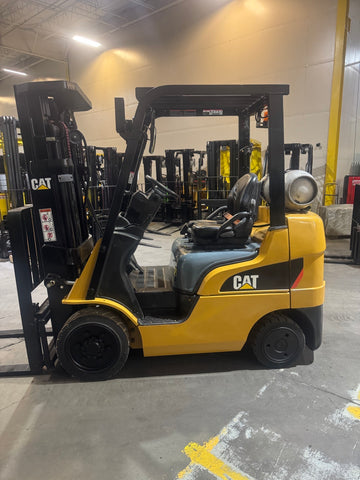2019 CATERPILLAR 2C5000 5000 LB LP GAS FORKLIFT CUSHION 83/187" 3 STAGE MAST SIDE SHIFTER 912 HOURS STOCK # BF982749-BUF - United Lift LLC