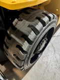 2021 CATERPILLAR/MITSUBISHI FGC33N 6500 LB LP GAS FORKLIFT CUSHION 88/185 3 STAGE MAST SIDE SHIFTER UNDER 892 HOURS STOCK # BF9155479-BUF - United Lift LLC