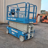 2015 GENIE GS3246 SCISSOR LIFT 32' REACH 24 VOLT ELECTRIC SMOOTH CUSHION TIRES 406 HOURS STOCK # BF992529-WIBFL - United Lift LLC