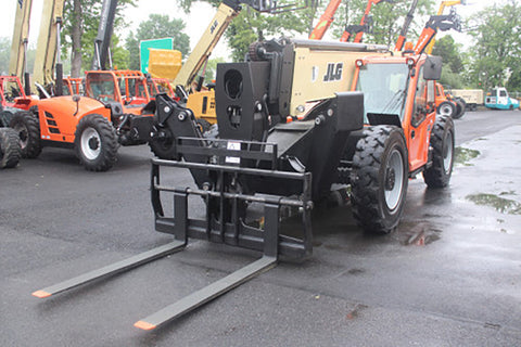 2019 JLG 1255 12000 LB DIESEL TELESCOPIC FORKLIFT TELEHANDLER FOAM FILLED TIRES ENCLOSED HEATED CAB WITH A/C OUTRIGGERS 1841 HOURS 4WD STOCK # BF9945719-NLE - United Lift LLC