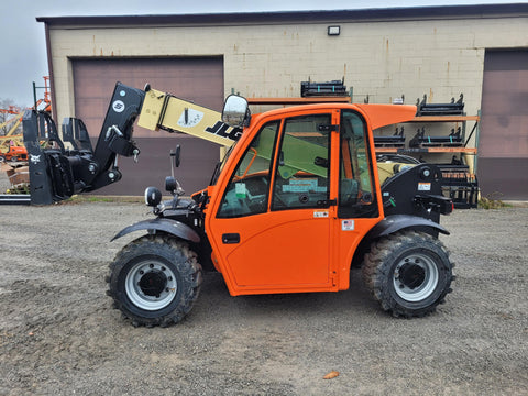 2023 JLG G5-18A 5500 LB DIESEL TELESCOPIC FORKLIFT 4WD ENCLOSED CAB HEAT/AC BRAND NEW STOCK # BF9851239-VAOH - United Lift Equipment LLC