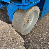 2013 GENIE GS1930 SCISSOR LIFT 19' REACH ELECTRIC 236 HOURS STOCK # BF979549-WIB - United Lift Equipment LLC